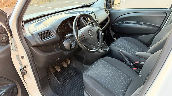 Opel Combo 11 of 14
