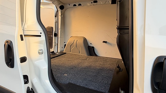 Opel Combo 10 of 14