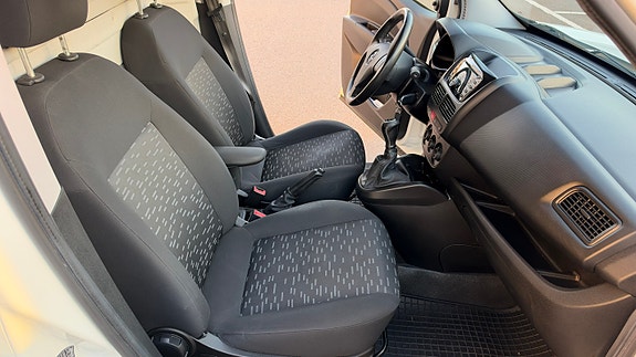 Opel Combo 13 of 14