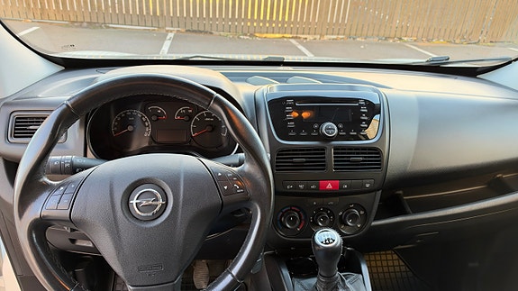 Opel Combo 12 of 14