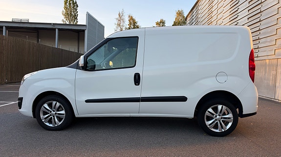 Opel Combo 4 of 14