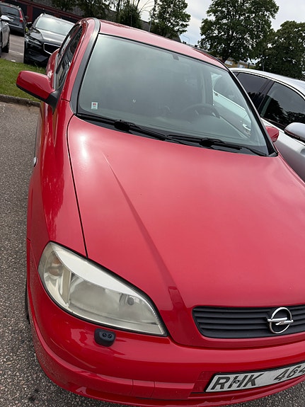 Opel Astra 2 of 19