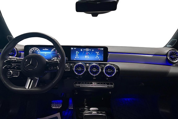 Mercedes-Benz CLA250 e 9 of 19