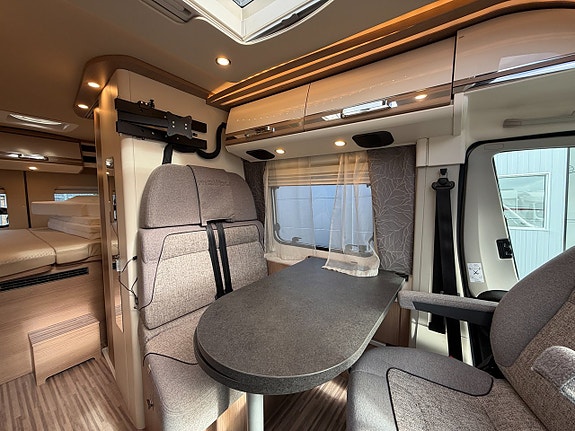 Malibu by Carthago VAN 600 DBK GT (140HK Automat) Dubbelbädd! 5,99m! Skjutbar toalett! 12V fläkt i tak! 6 of 20