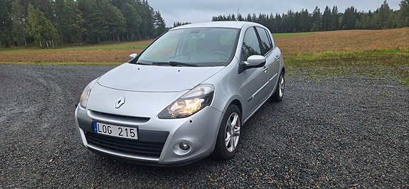 Renault Clio 2 of 5