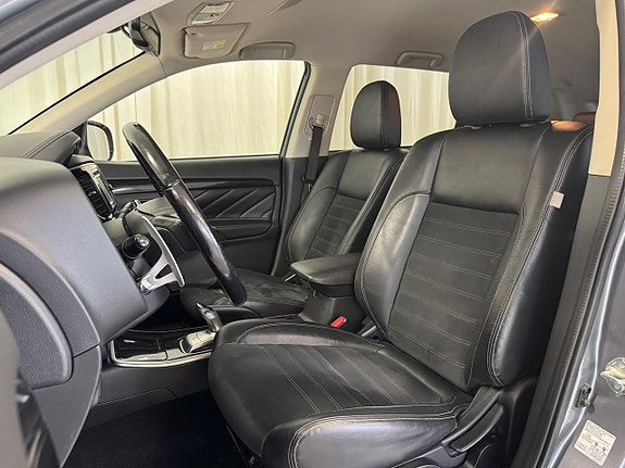 Mitsubishi Outlander 8 of 27