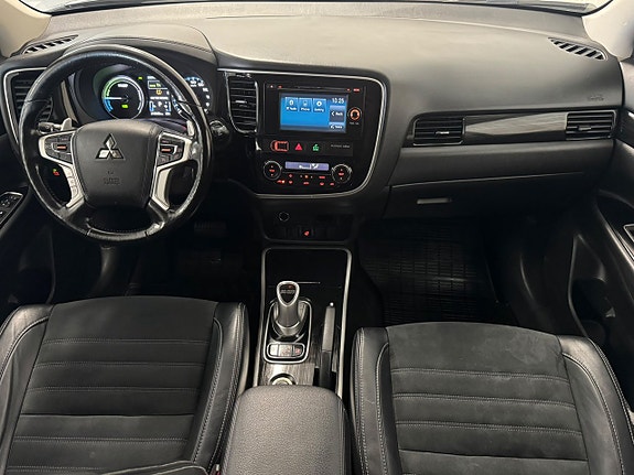 Mitsubishi Outlander 20 of 27