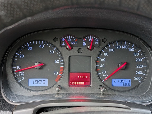 Volkswagen Golf IV 13 of 14