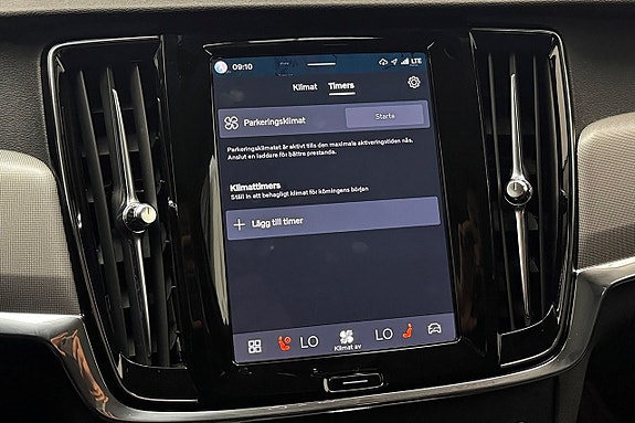 Volvo V90 26 of 30
