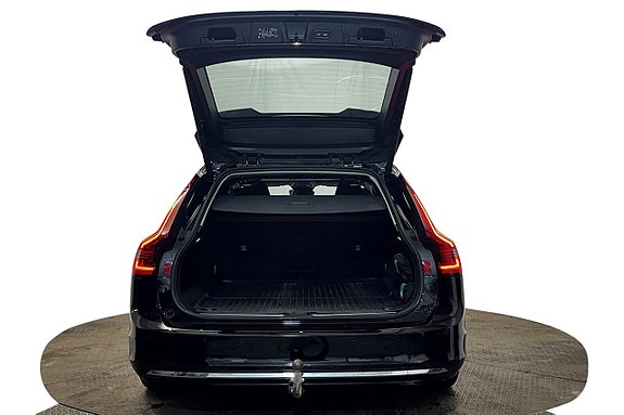 Volvo V90 8 of 30
