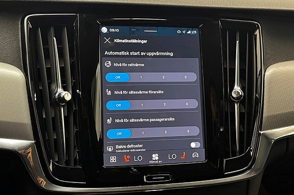 Volvo V90 27 of 30