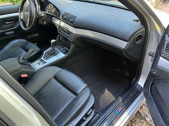 BMW 530i 4 of 9
