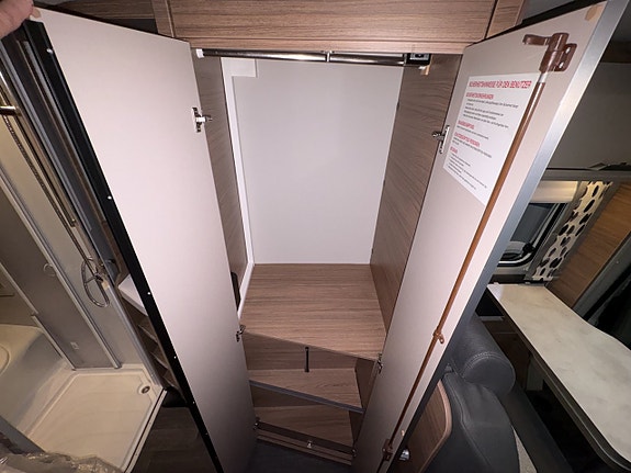 Knaus VAN TI VANSATION 550 MF 9 of 16