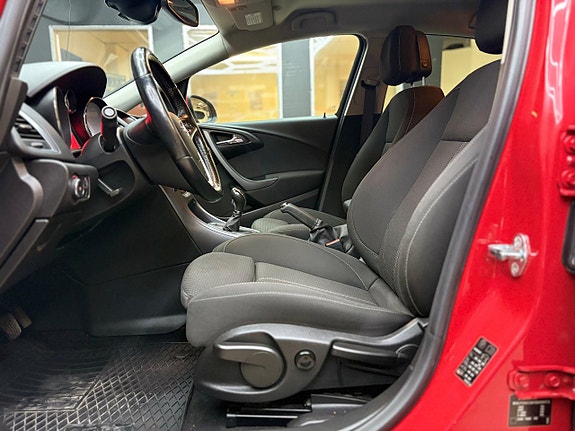 Opel Astra 11 of 19