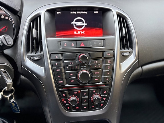 Opel Astra 14 of 19