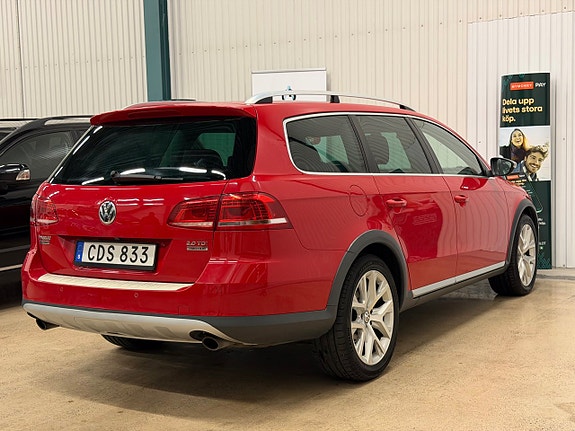 Volkswagen Passat Alltrack 7 of 17