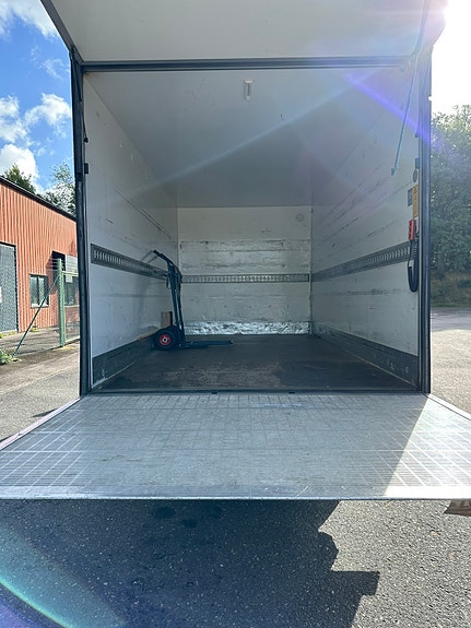 Volkswagen Crafter 3 of 8