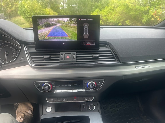 Audi Q5 9 of 14