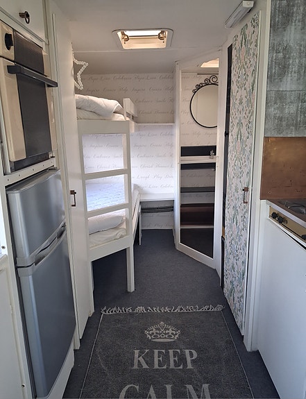 KABE Safir 590 XL 2 of 7