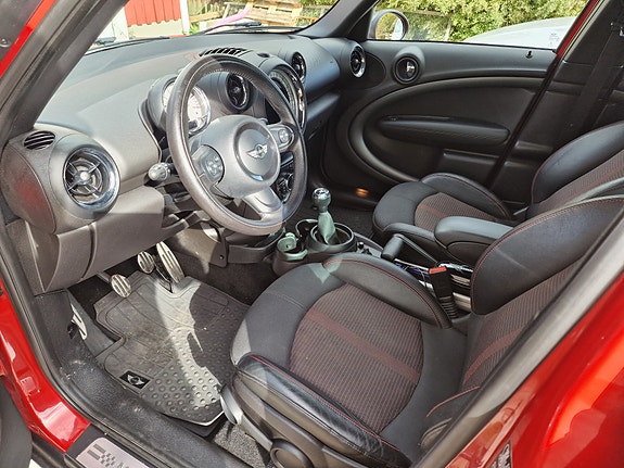 MINI Countryman Cooper SD 2 of 6