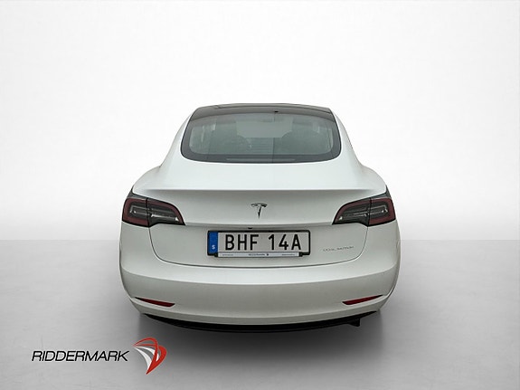 Tesla Model 3 7 of 30