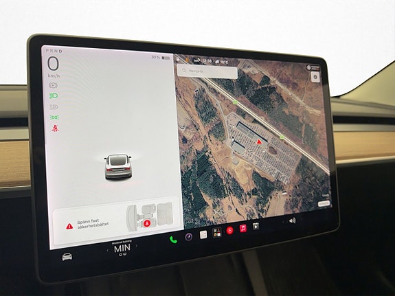 Tesla Model 3 19 of 30