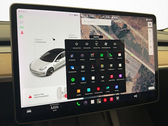Tesla Model 3 21 of 30