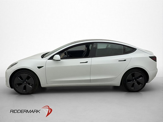 Tesla Model 3 9 of 30