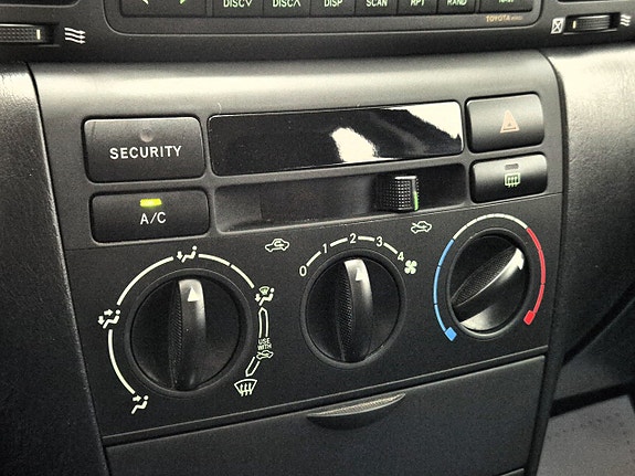 Toyota Corolla 16 of 23