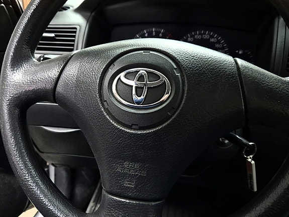 Toyota Corolla 14 of 23