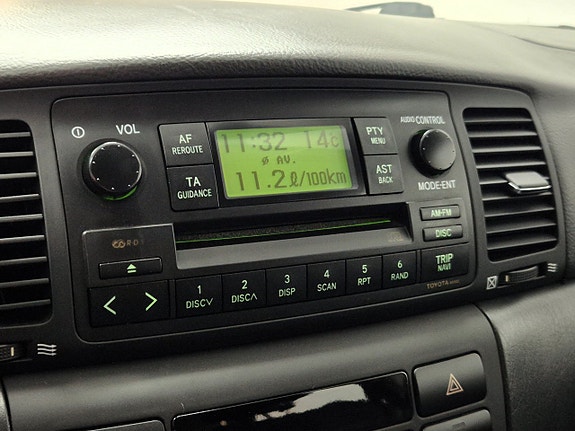 Toyota Corolla 15 of 23