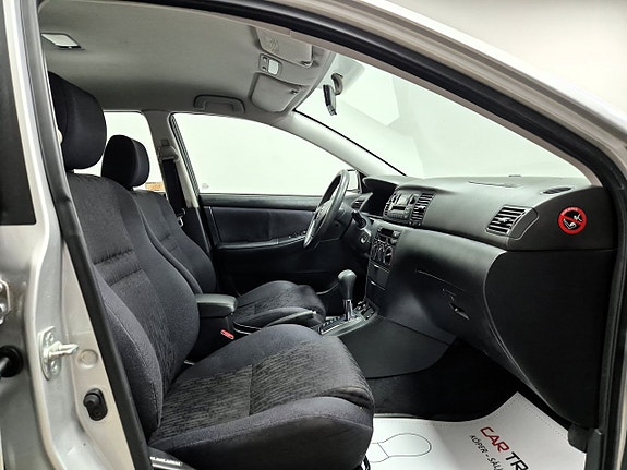 Toyota Corolla 19 of 23
