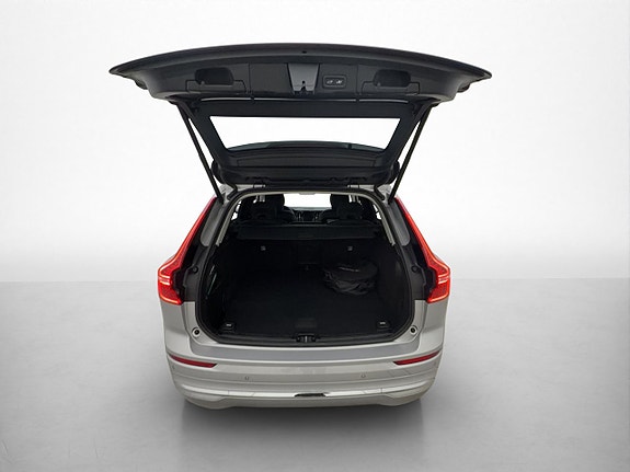 Volvo XC60 11 of 30