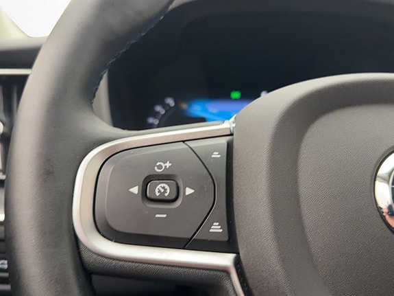 Volvo XC60 20 of 30