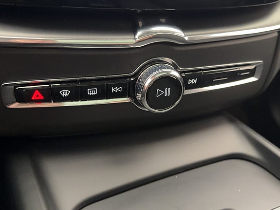 Volvo XC60 28 of 30