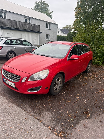 Volvo V60 3 of 7