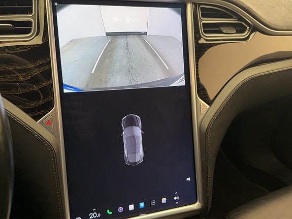 Tesla Model S 24 of 30