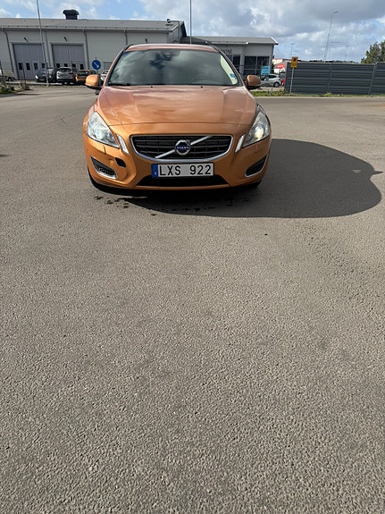 Volvo V60 6 of 6