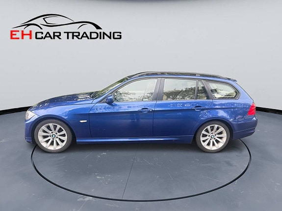 BMW 320i 6 of 11