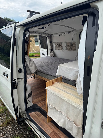 Volkswagen Transporter 22 of 23