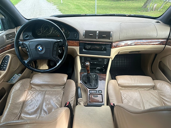 BMW 535i 6 of 11
