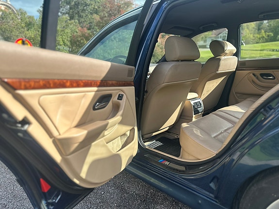 BMW 535i 4 of 11