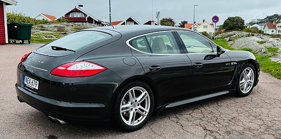 Porsche Panamera S 5 of 14