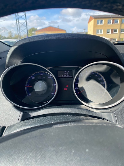 Hyundai ix35 7 of 9