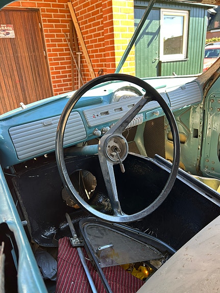 Volvo PV444 4 of 7