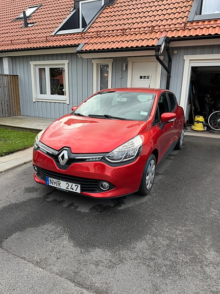 Renault Clio 2 of 4