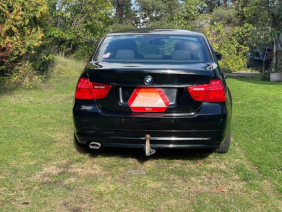 BMW 318d 6 of 12