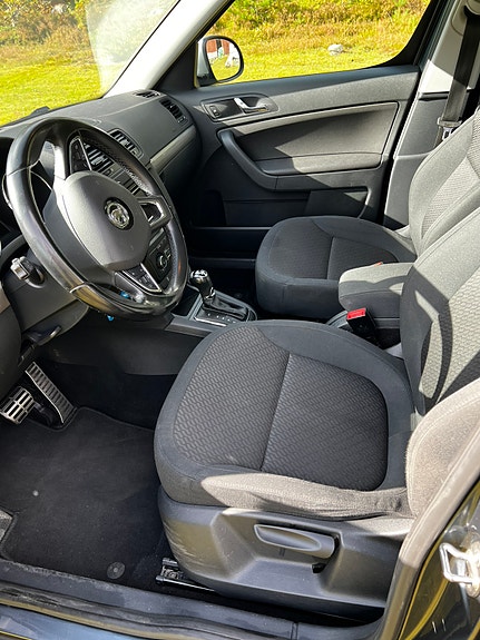 Skoda Yeti Outdoor 3 of 6