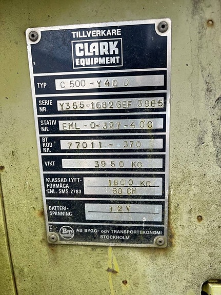 Clark Diesetruck 2,0 ton  19.000:- 2 of 2