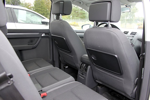 Volkswagen Touran 12 of 16